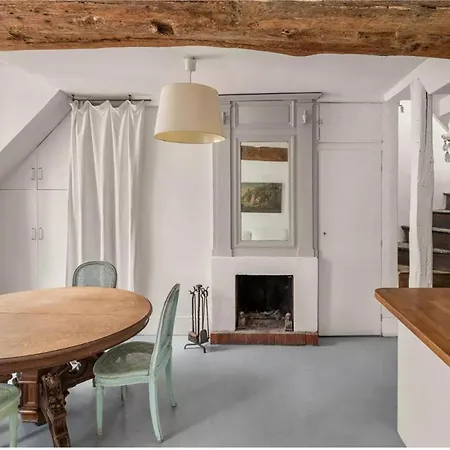 Duplex De Charme Au Coeur Du Marais Apartament Paryż