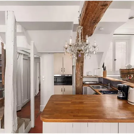 Duplex De Charme Au Coeur Du Marais Apartament