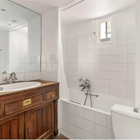 Duplex De Charme Au Coeur Du Marais Apartament